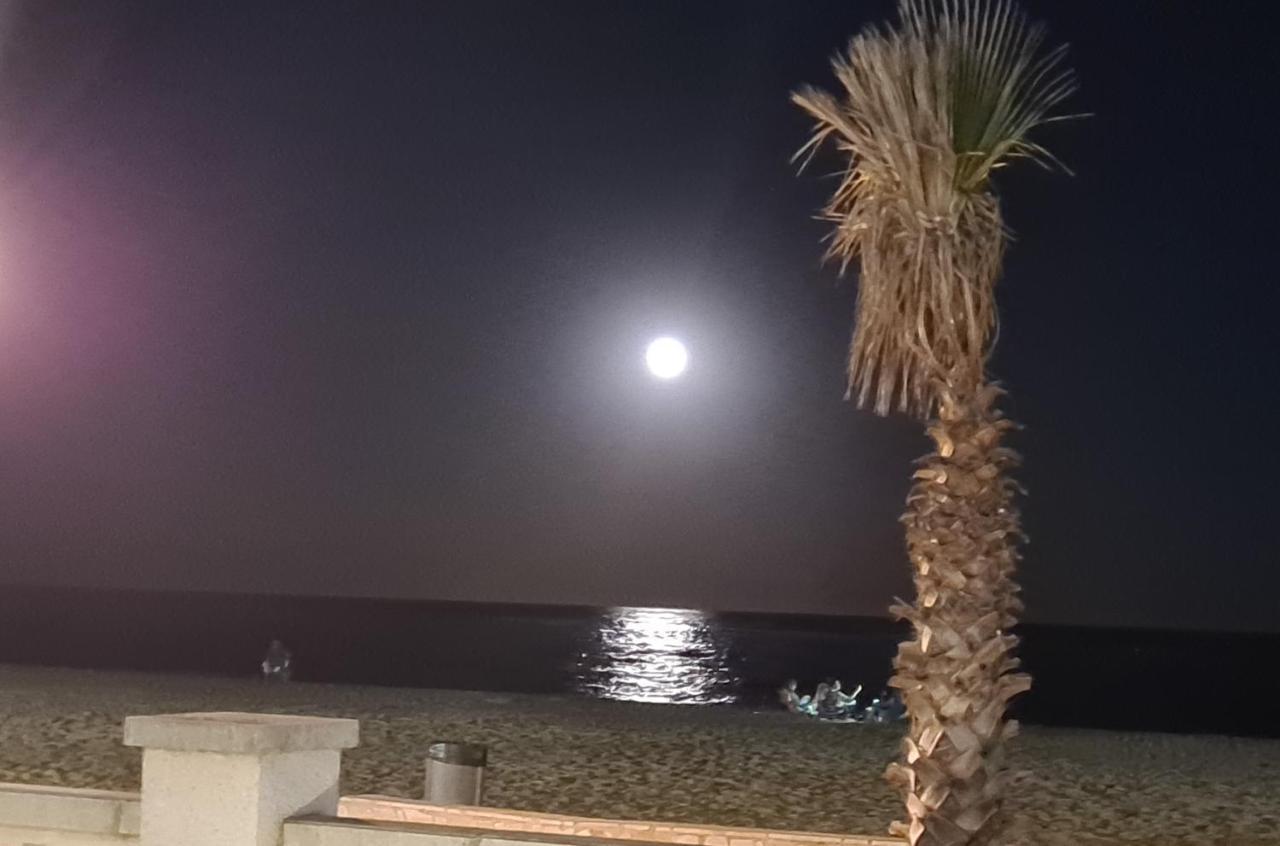 Apartamento Primera Linea Mar Cambrils Cerca Puerto Екстер'єр фото